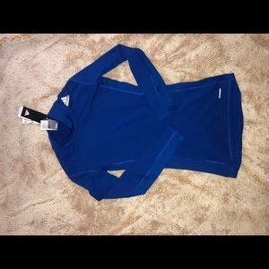 long sleeve athletic top